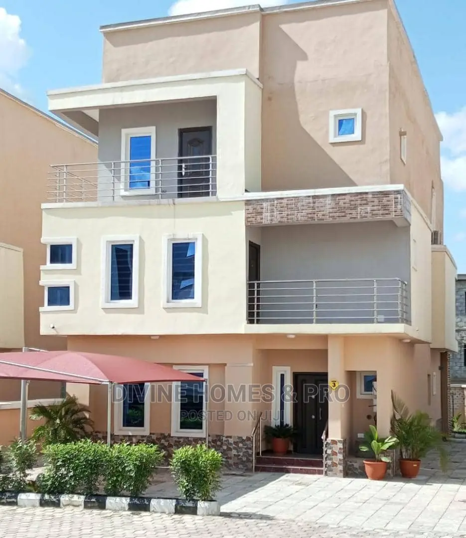 4bdrm Duplex in Mabushi for sale in Mabushi