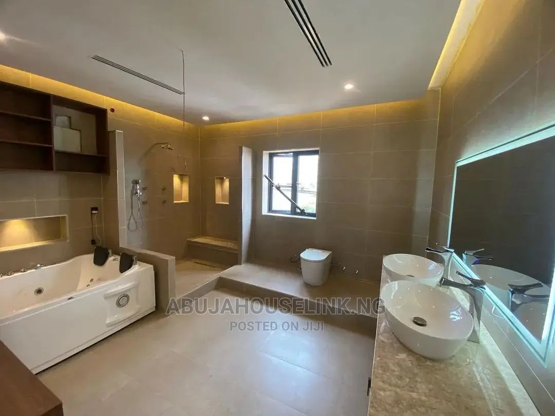 4bdrm Duplex in Guzape Abuja for sale in Guzape District
