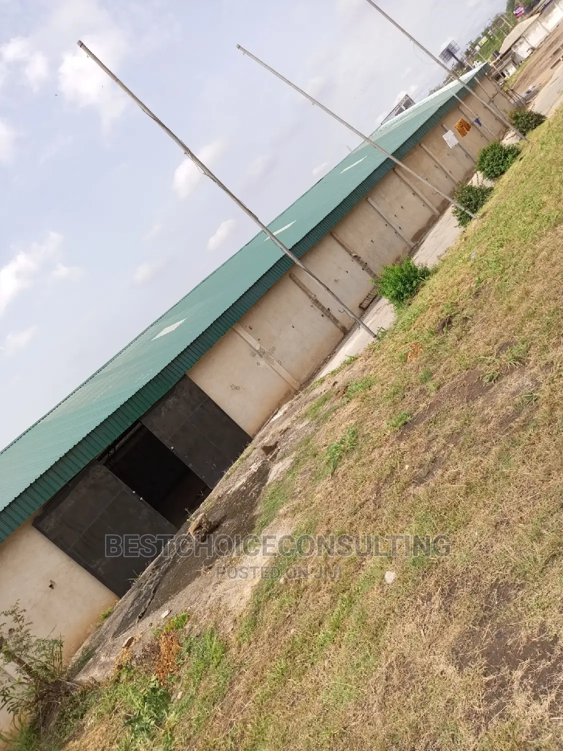 2000sqm Warehouse Newly Built Spacious Compound in Ibadan