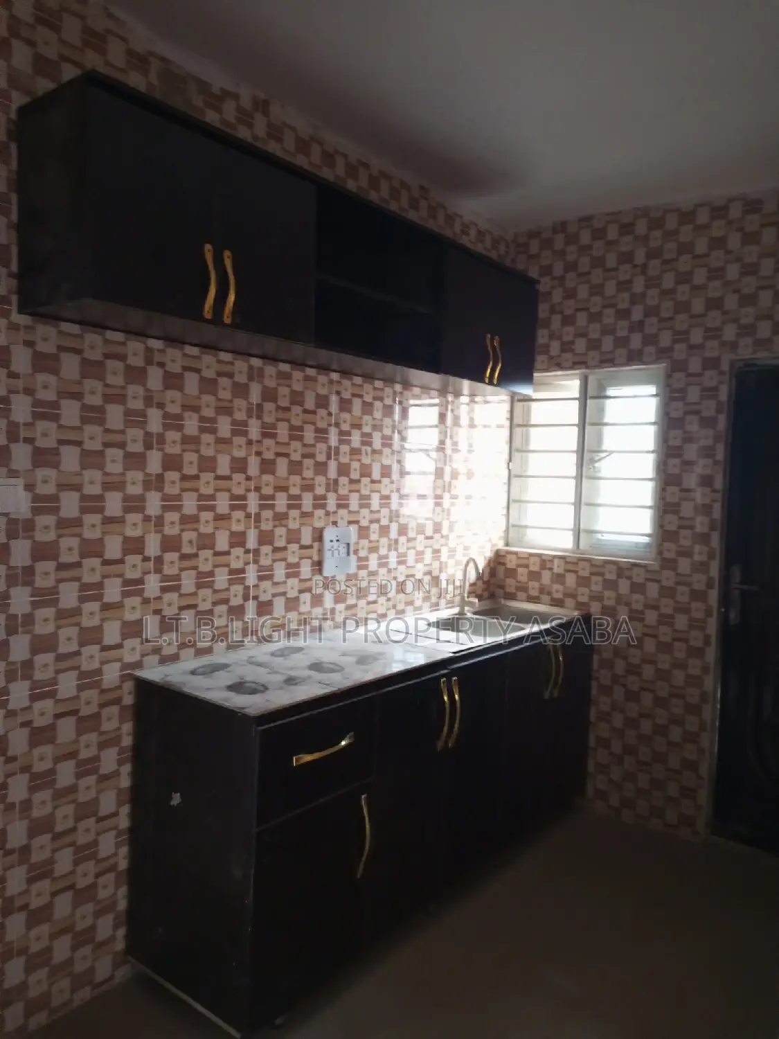 2bdrm Block of Flats in L.T.B Light, Oshimili South for rent in Oshimili South