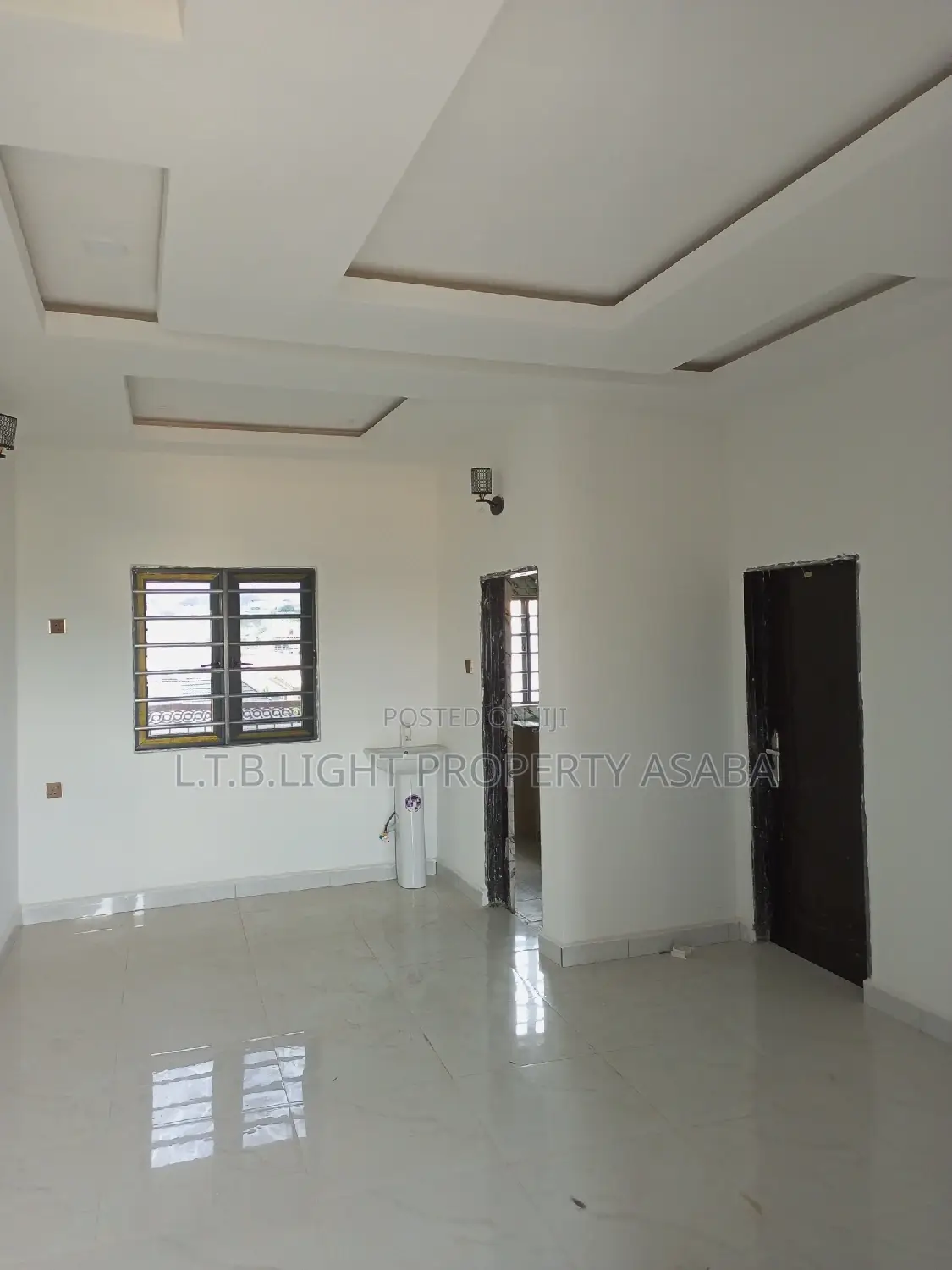 2bdrm Block of Flats in L.T.B Light, Oshimili North for rent in Oshimili North