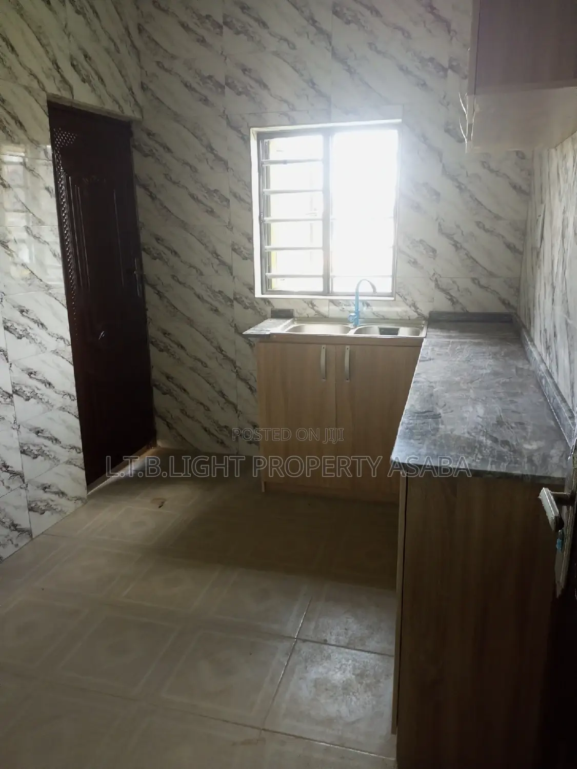 2bdrm Block of Flats in L.T.B Light, Oshimili North for rent in Oshimili North