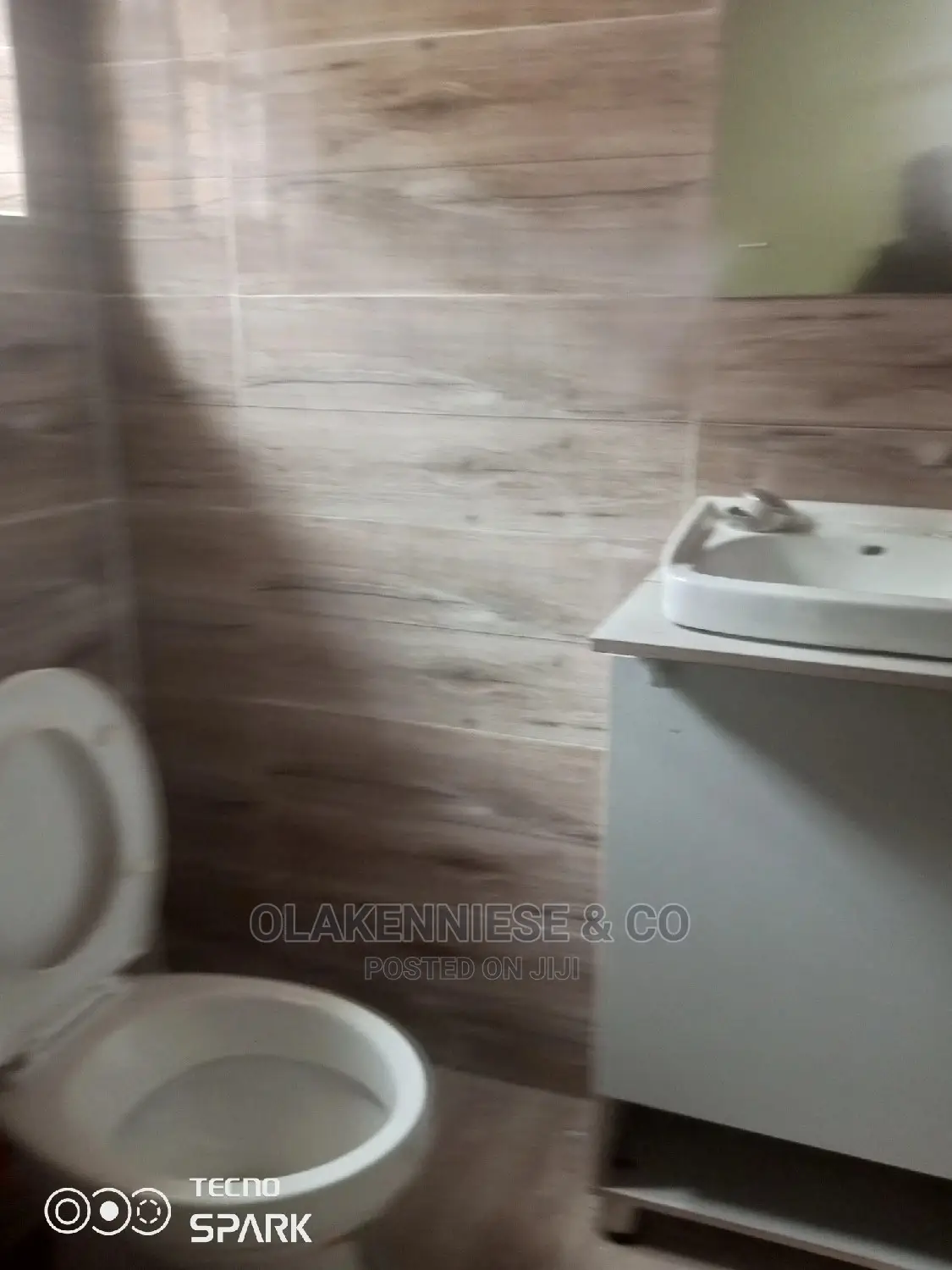 2bdrm Block of Flats in Bodethomas, Surulere for rent in Surulere