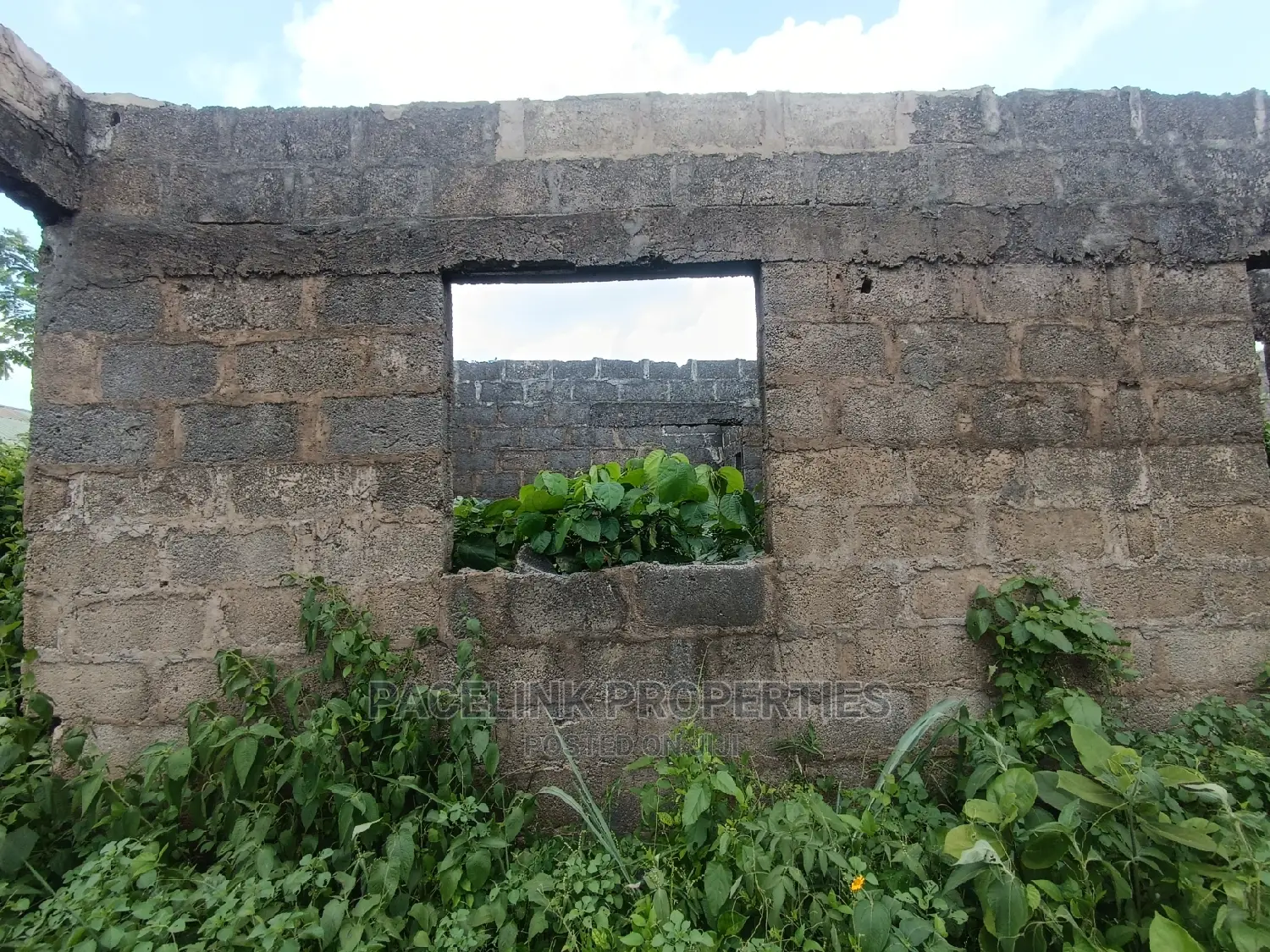 1bdrm Bungalow in Itele, Ayobo for Sale in Ayobo