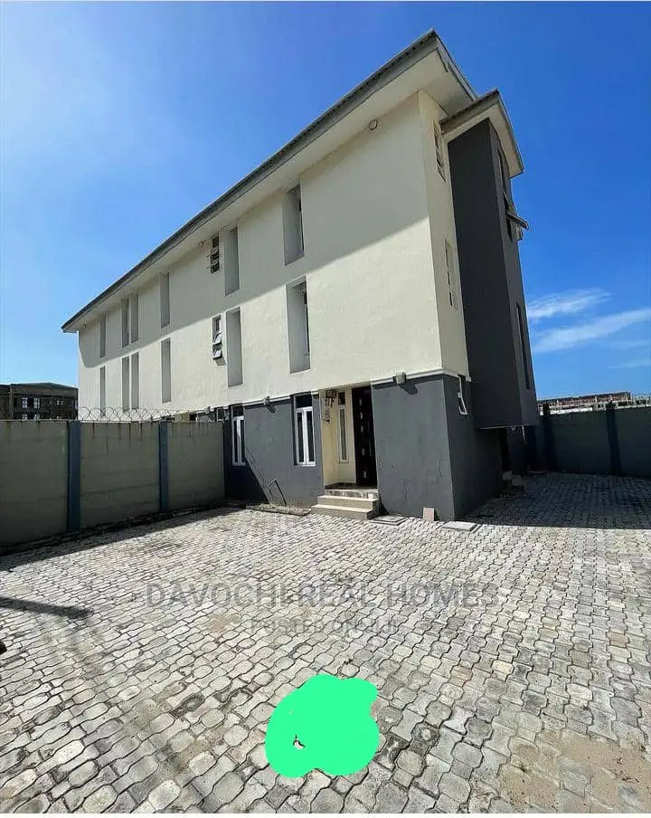 3bdrm Duplex in Ikate, Lekki for rent in Lekki