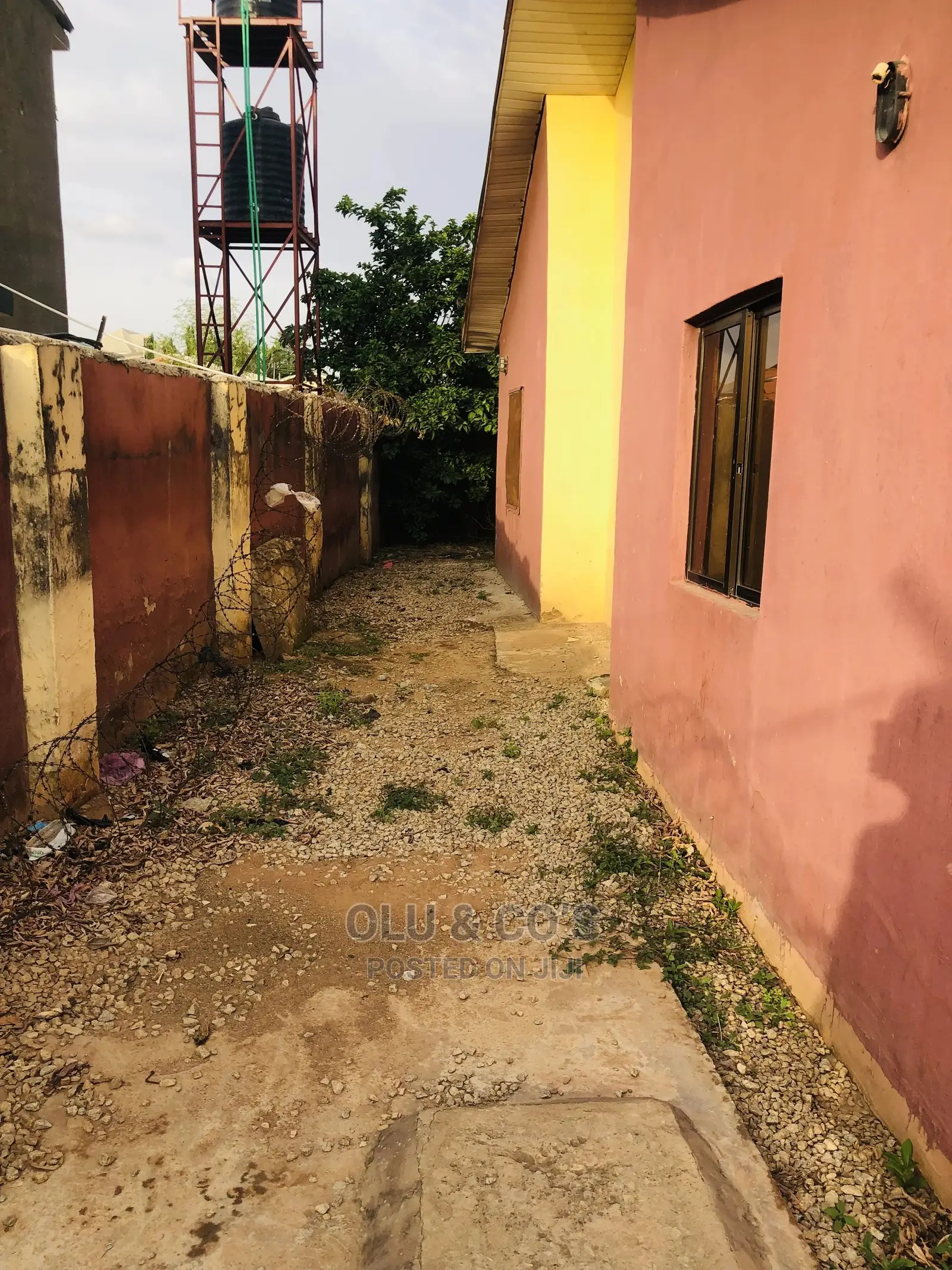 3bdrm Bungalow in Aco Amac Estate, Lugbe District for sale in Lugbe District