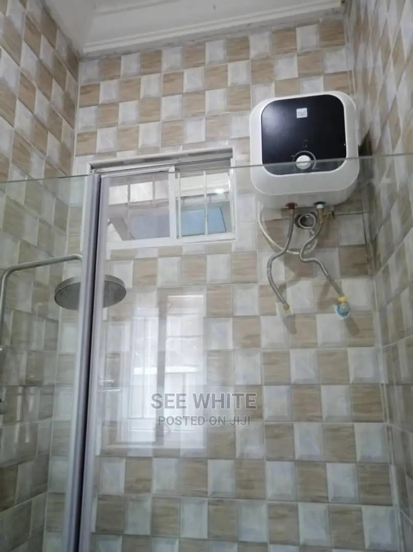 Furnished 3bdrm Bungalow in Satellite Town, Amuwo-Odofin for sale in Amuwo-Odofin