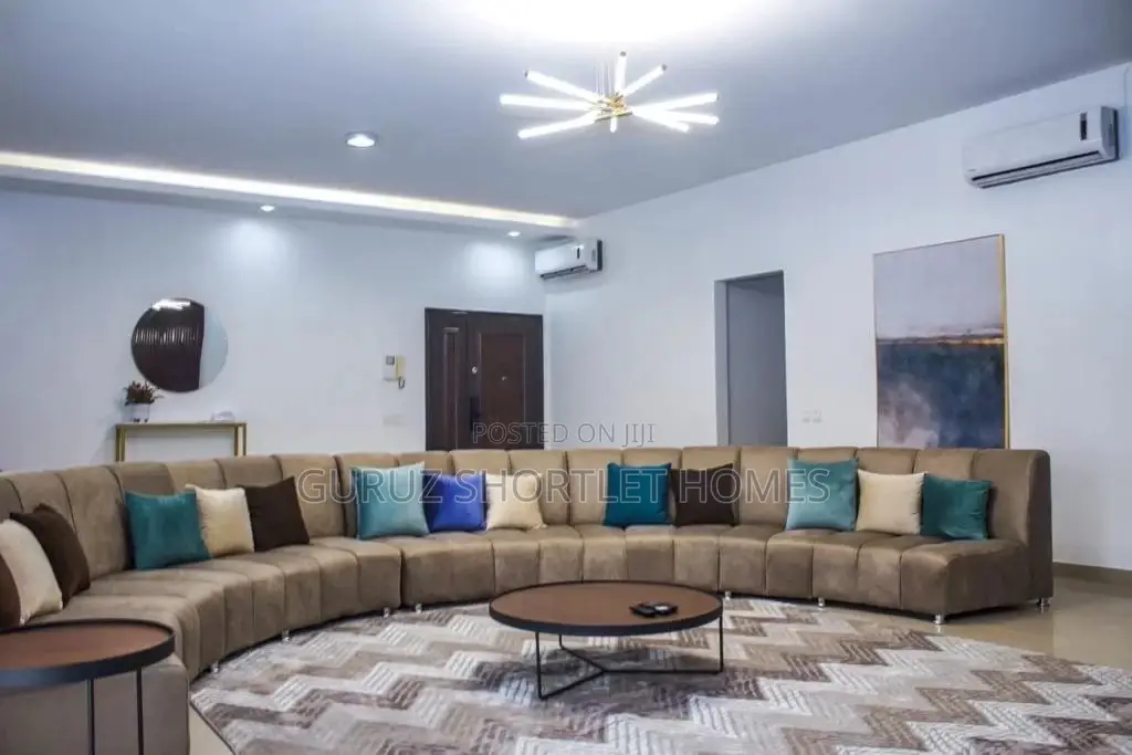 Luxurious 3 Bedroom Shortlet Apartment in Wuse 2