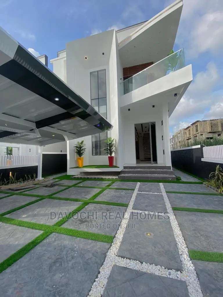 5bdrm Duplex in Ajah, Lekki for Sale in Lekki