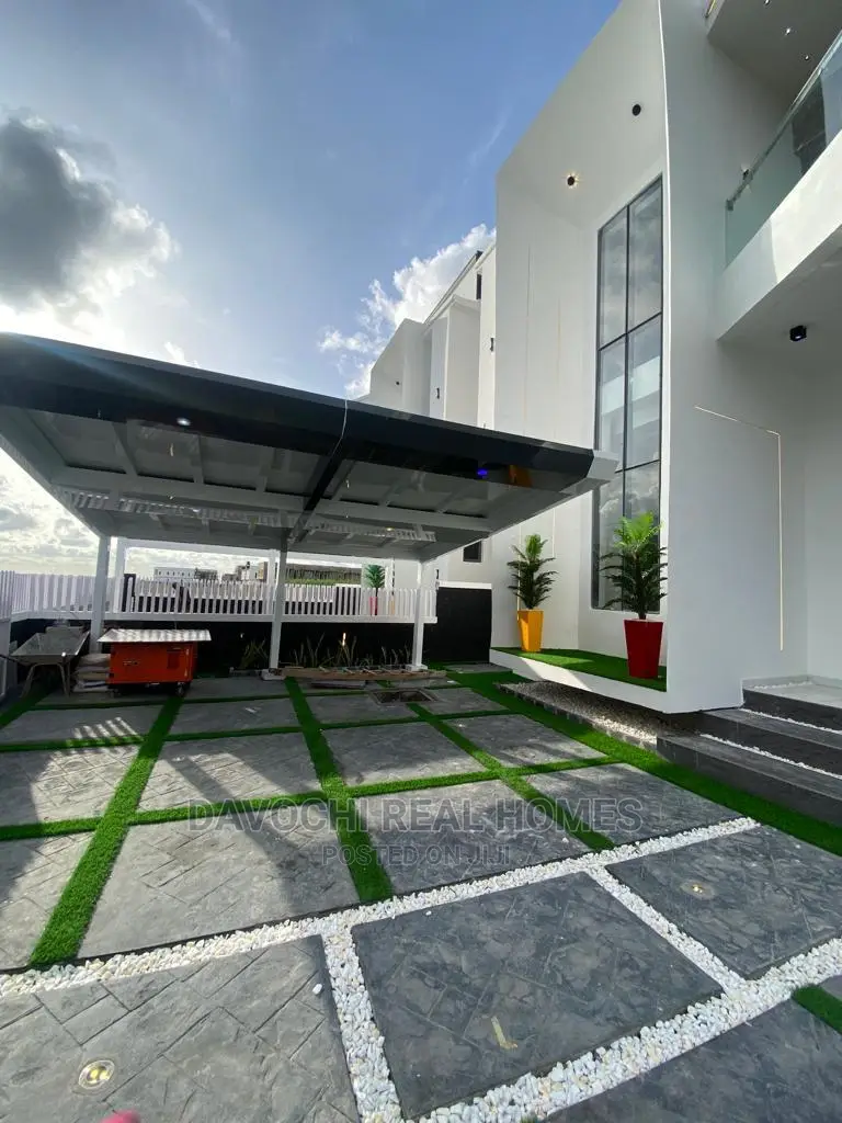 5bdrm Duplex in Ajah, Lekki for Sale in Lekki