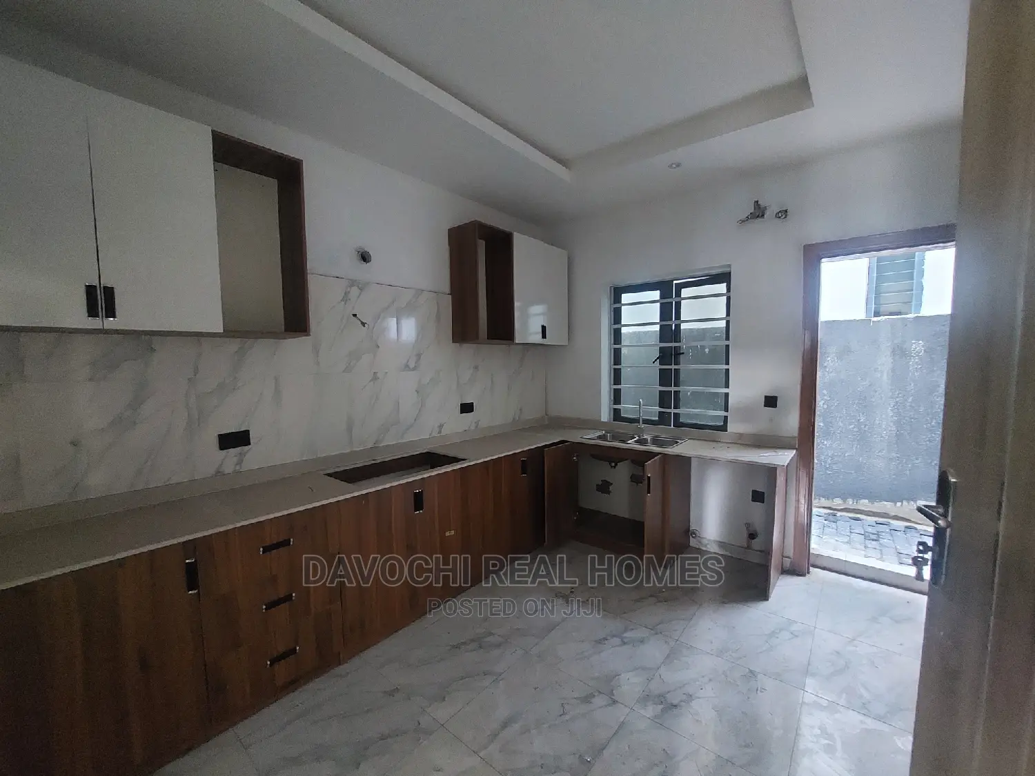 4bdrm Duplex in Immediately After, Lekki for rent in Lekki