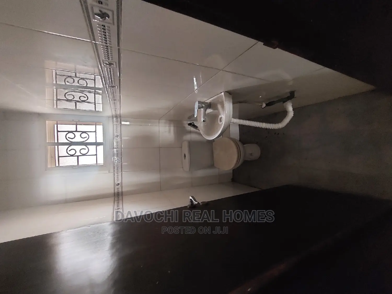 3bdrm Apartment in United Estate, Ajah for rent in Ajah