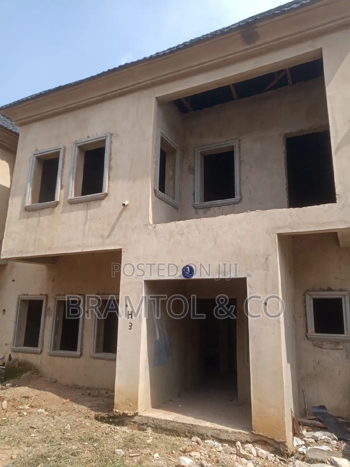 3bdrm Duplex in Idu Industrial for sale in Idu Industrial