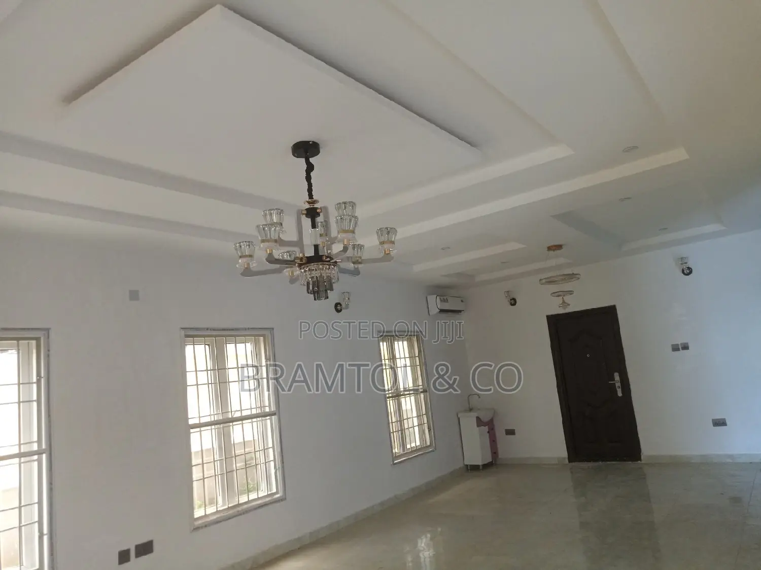 4bdrm Duplex in Idu Industrial for rent in Idu Industrial
