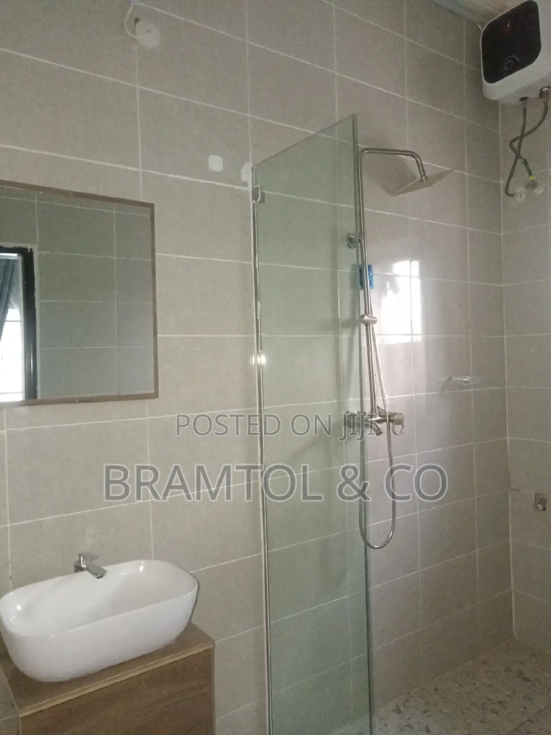 Furnished 2bdrm Block of Flats in Jahi for rent in Jahi
