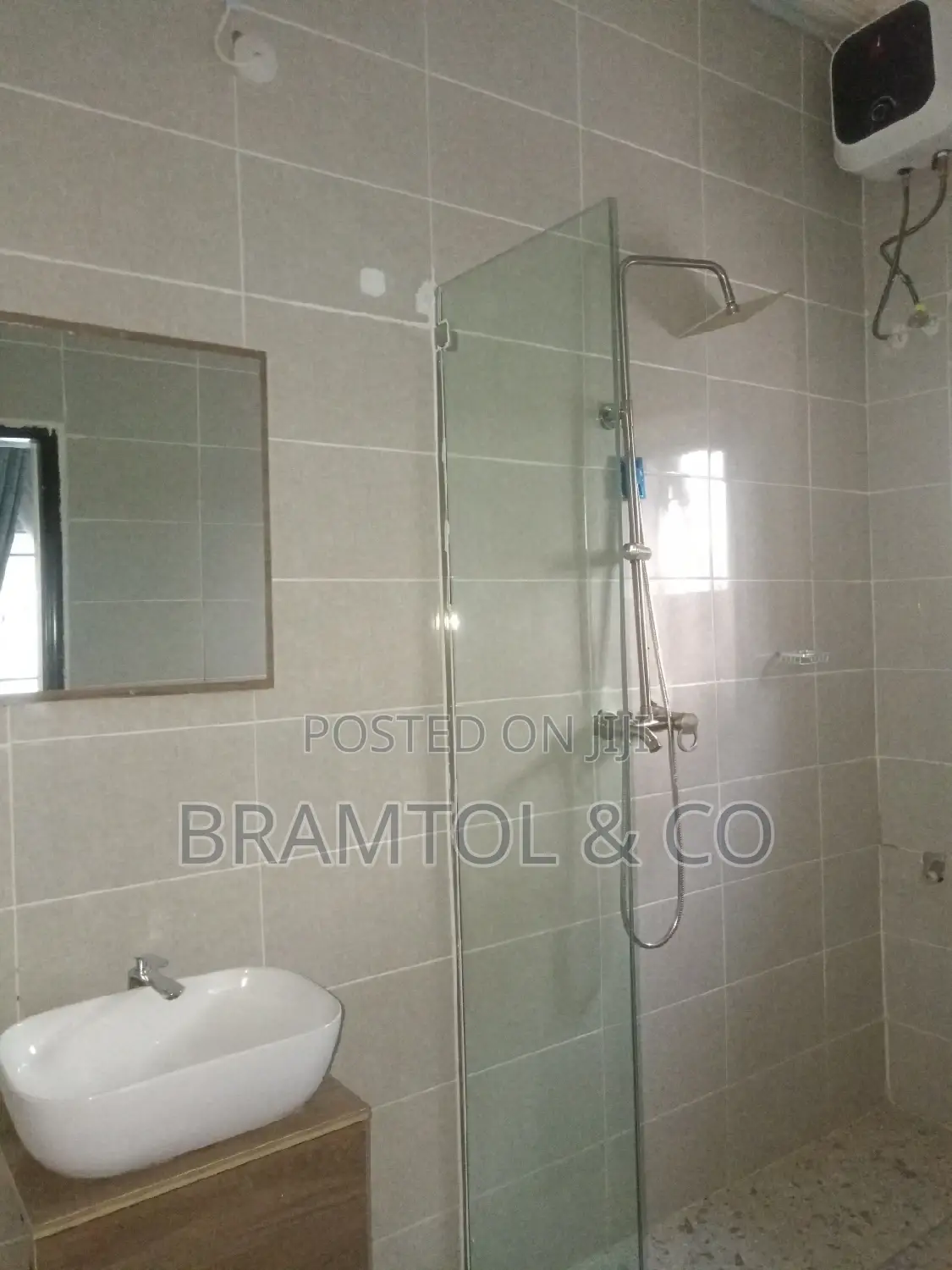 Furnished 2bdrm Block of Flats in Jahi for rent in Jahi