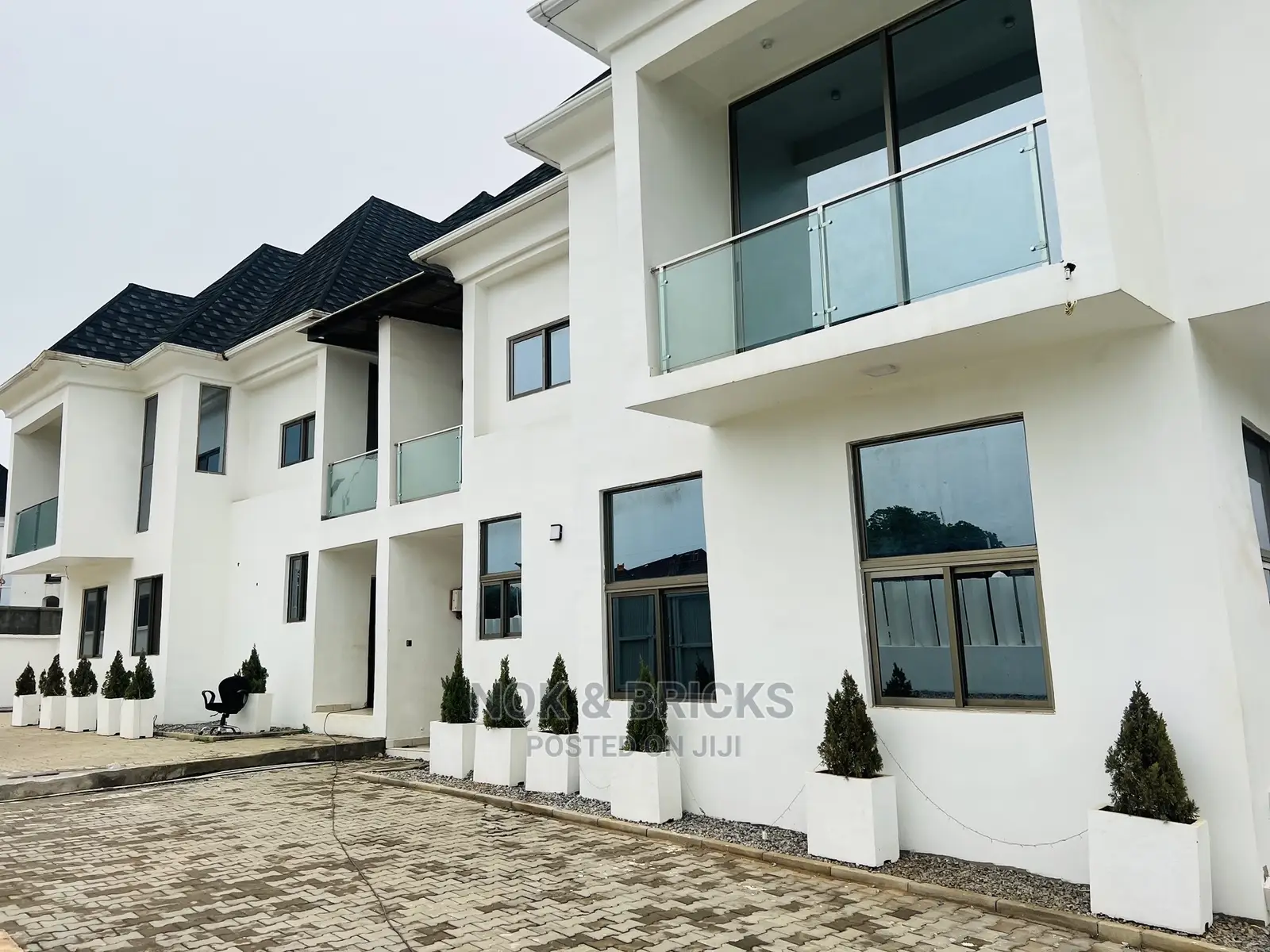 5bdrm Duplex in Asokoro for sale in Asokoro