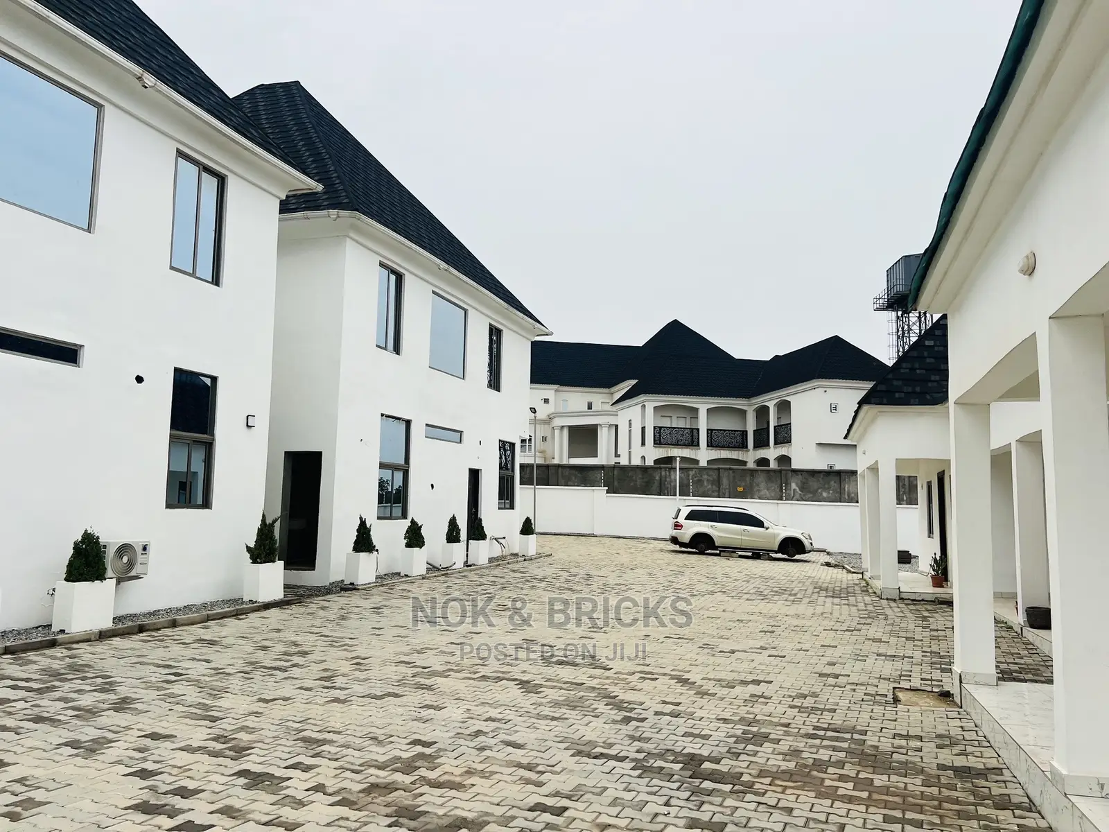 5bdrm Duplex in Asokoro for sale in Asokoro