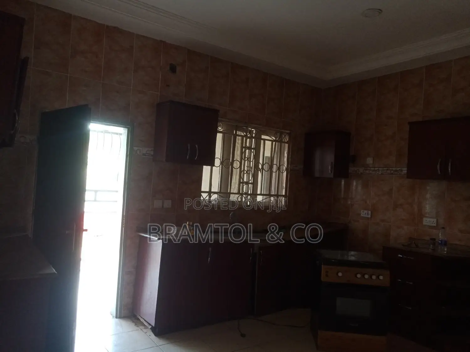 3bdrm Block of Flats in With Bq, Guzape District for rent in Guzape District