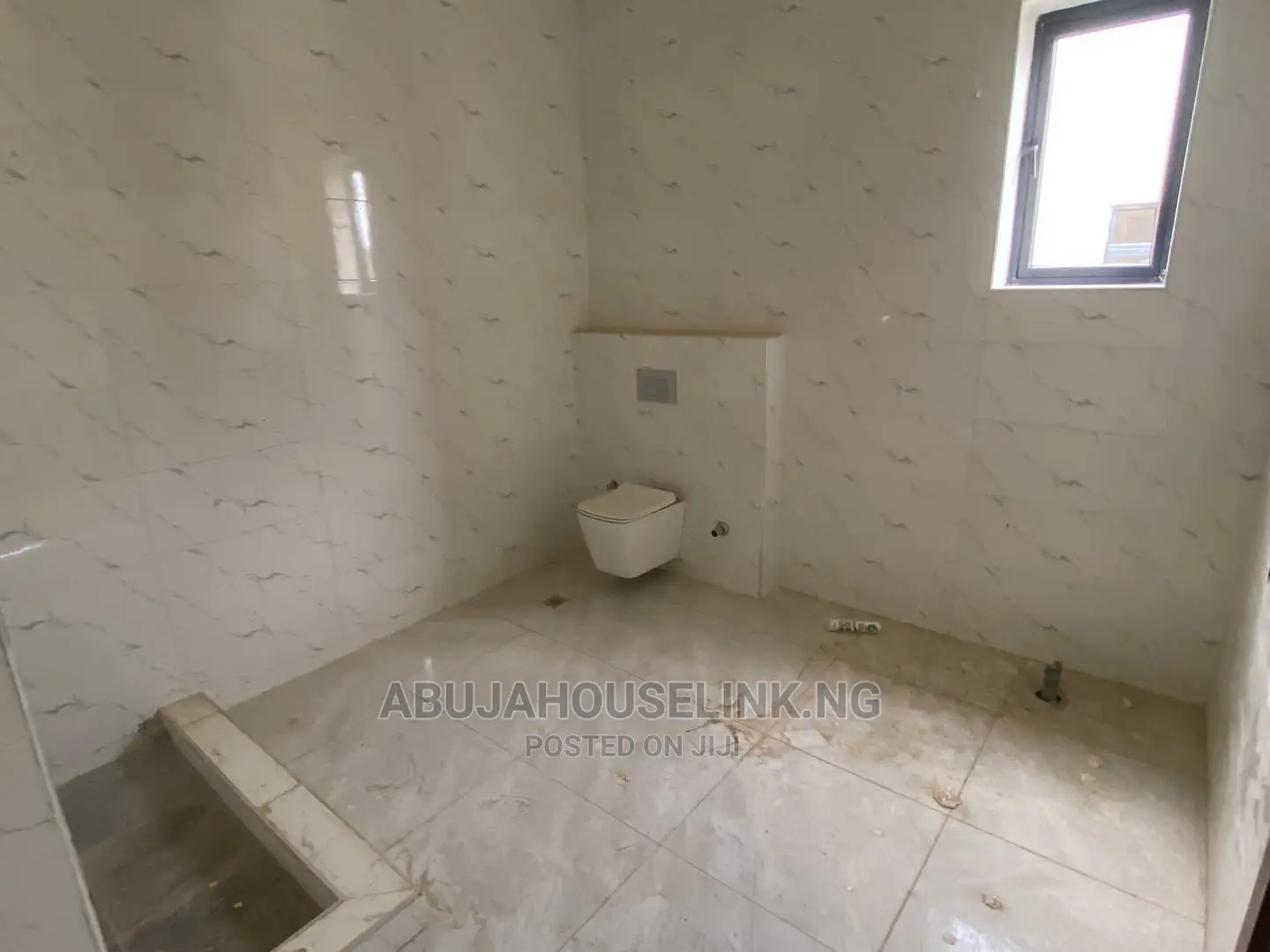 6bdrm Duplex in Katampe Extension for sale in Katampe Extension