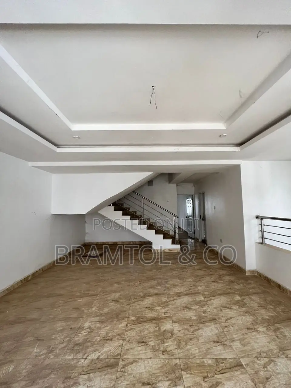 4bdrm Townhouse / Terrace in With Bq, Jabi for rent in Jabi