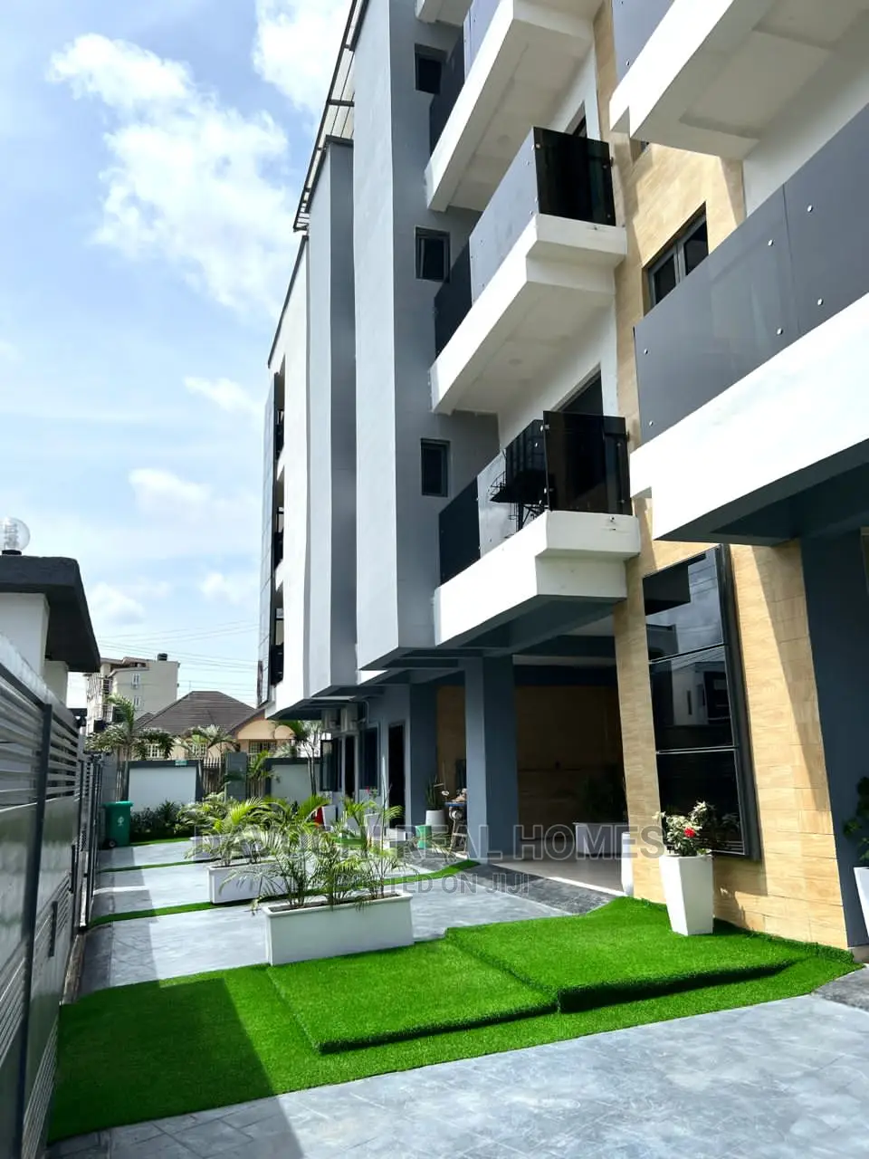 2bdrm Apartment in Ologolo Estate, Lekki for rent in Lekki