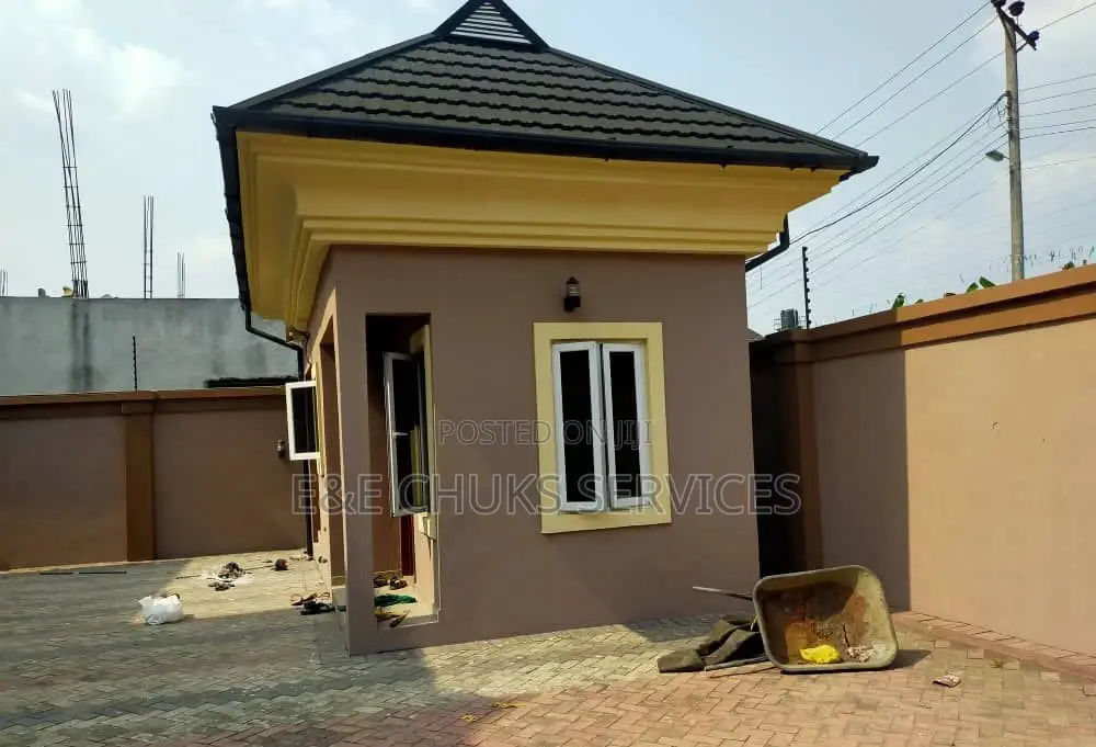 Furnished 4bdrm Duplex in Elelenwo for sale in Elelenwo