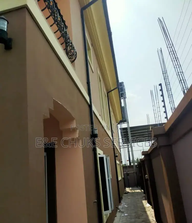 Furnished 4bdrm Duplex in Elelenwo for sale in Elelenwo