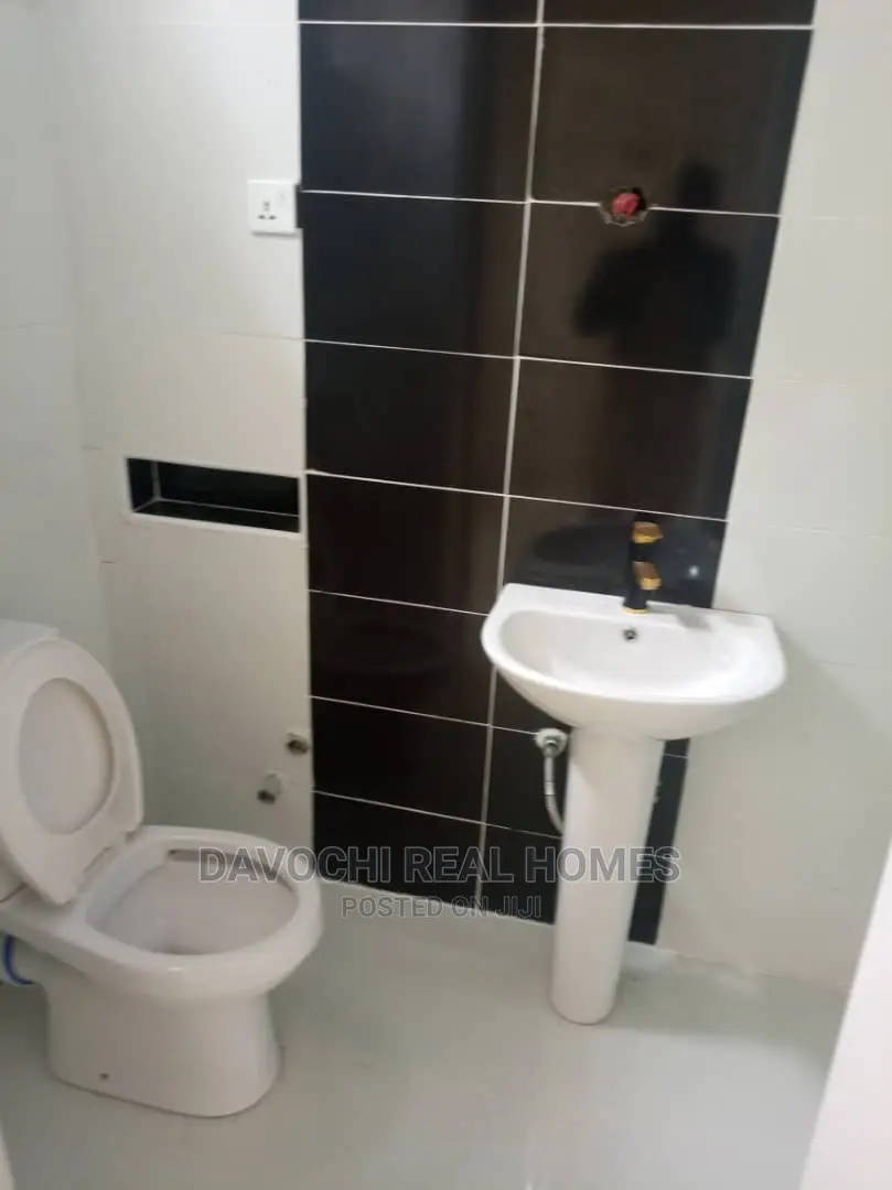 4bdrm Duplex in Orchid Road, Lekki for rent in Lekki