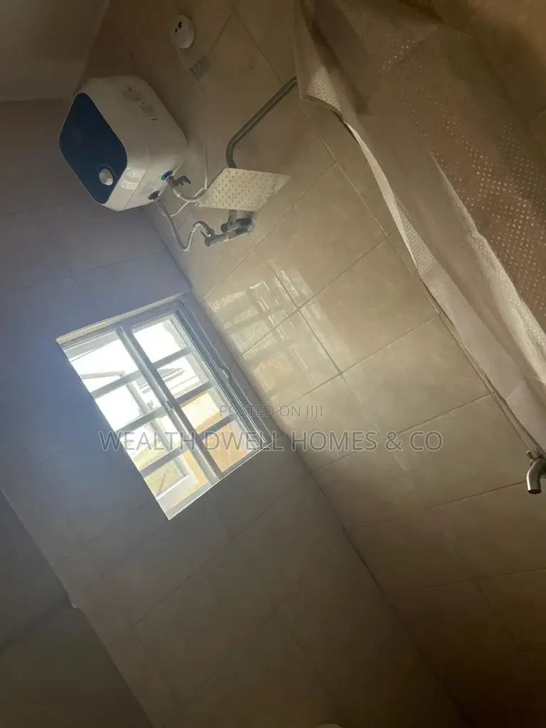 Furnished 2bdrm House in Alagbaka Extension, Akure for sale in Akure