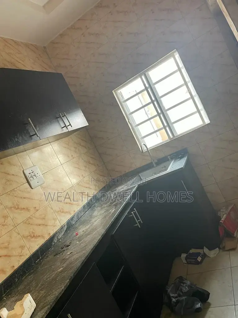 Furnished 2bdrm House in Alagbaka Extension, Akure for sale in Akure