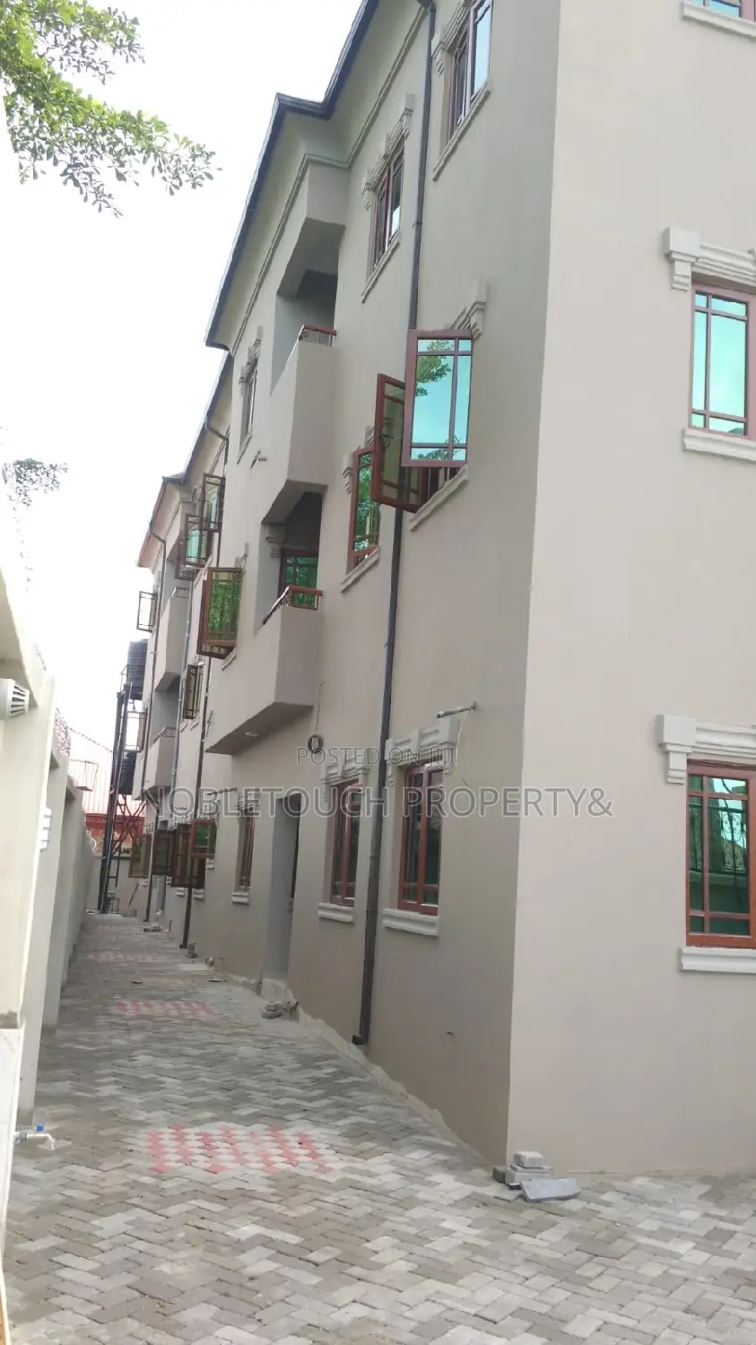 3bdrm Apartment in Ajah Lagos for sale in Ajah