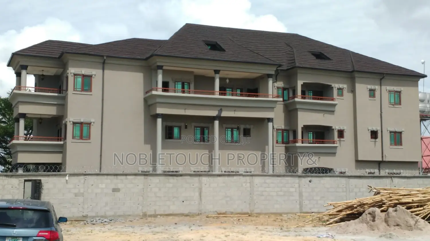 3bdrm Apartment in Ajah Lagos for sale in Ajah