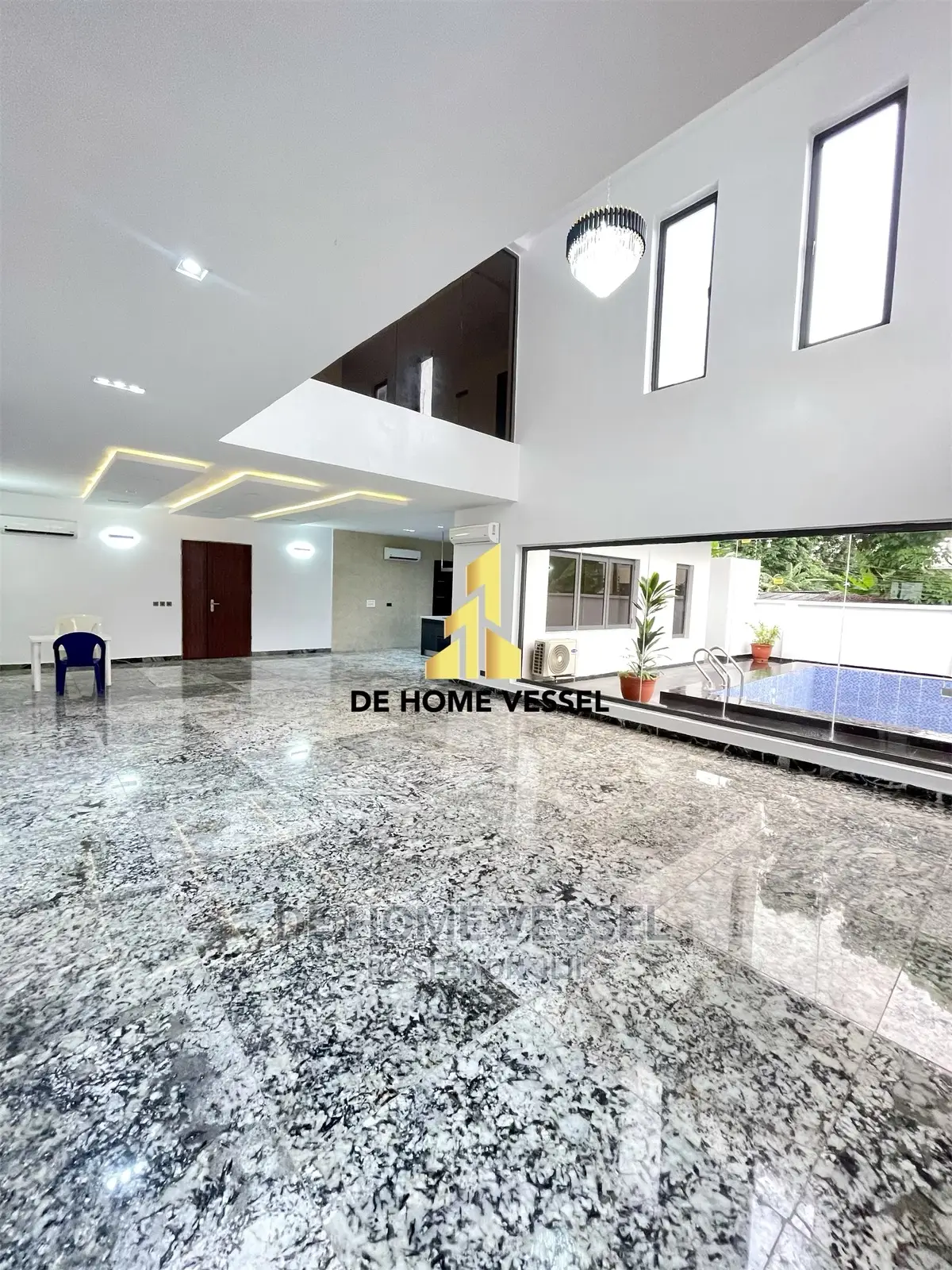 6bdrm Duplex in Old Ikoyi for sale in Old Ikoyi