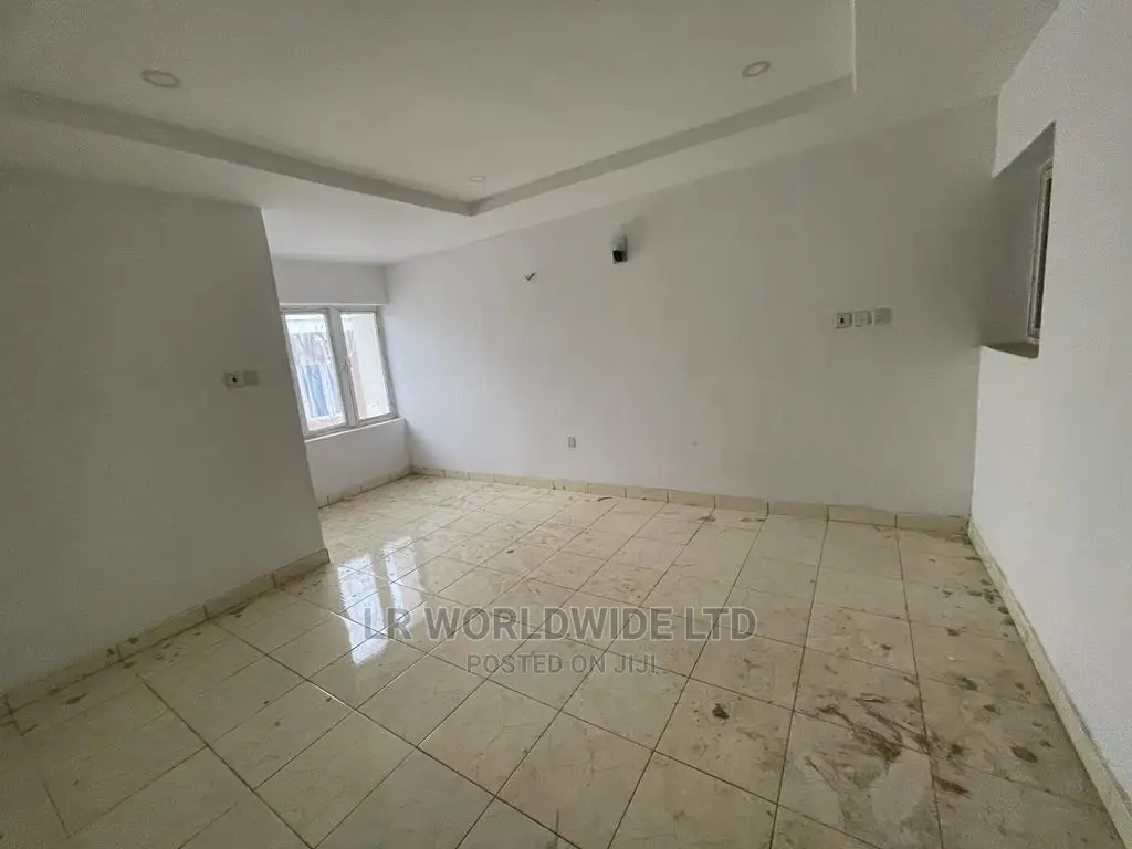 4bdrm Townhouse/Terrace in Dakibiyu for Sale in Dakibiyu