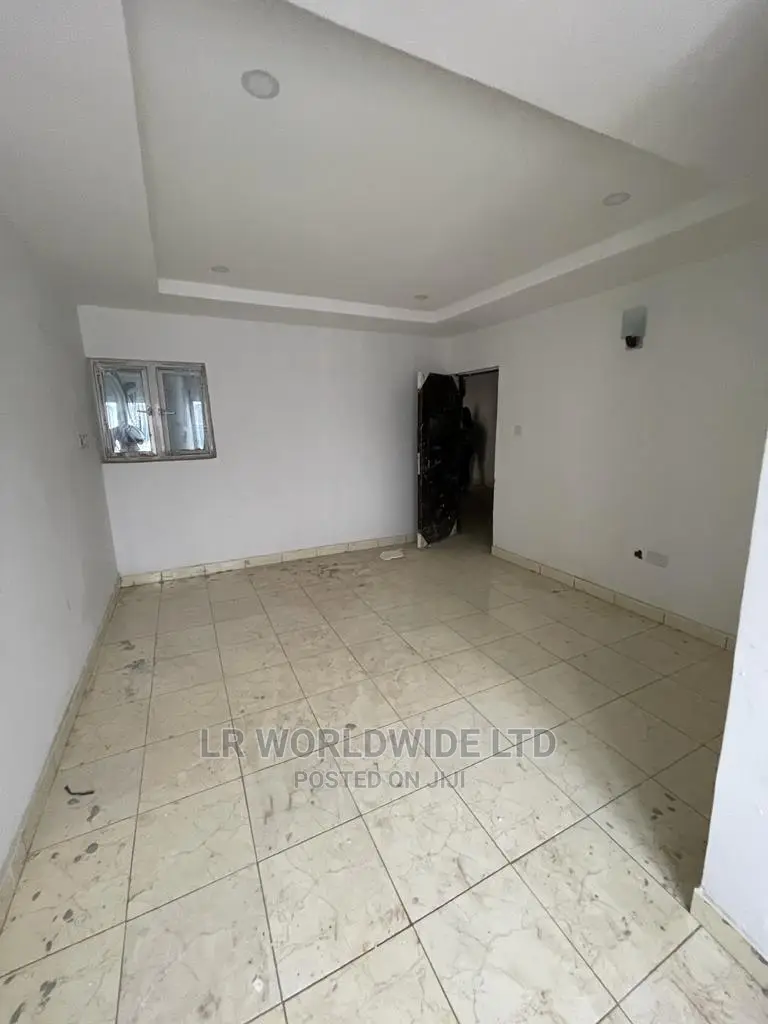4bdrm Townhouse/Terrace in Dakibiyu for Sale in Dakibiyu