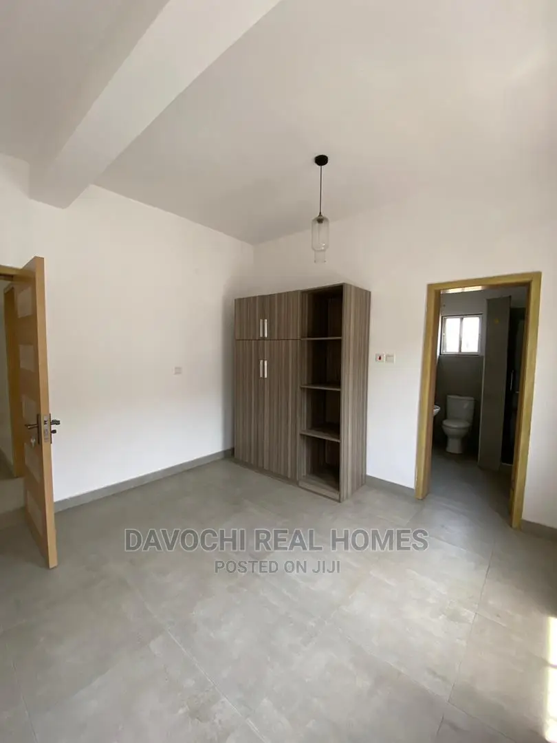 3bdrm Apartment in Ikate Lekki for rent in Lekki