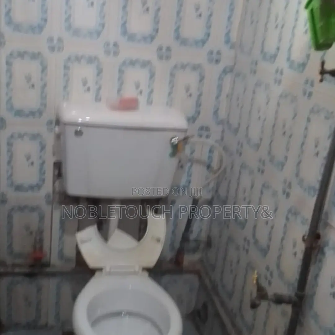 3bdrm Apartment in Abesan Estate Ipaja for sale in Abesan