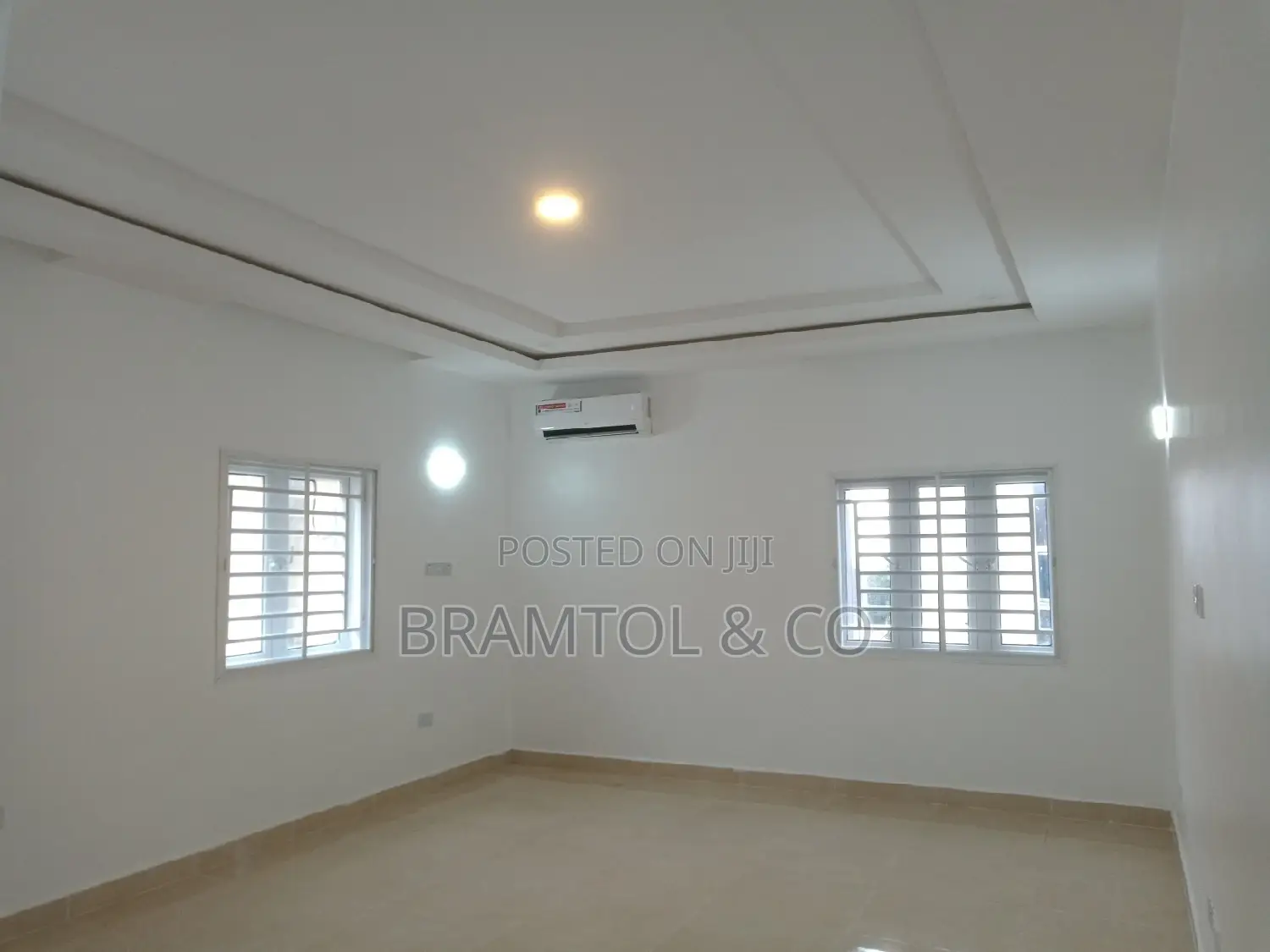 3bdrm Block of Flats in With Bq, Abuja (FCT) for rent in Abuja (FCT)