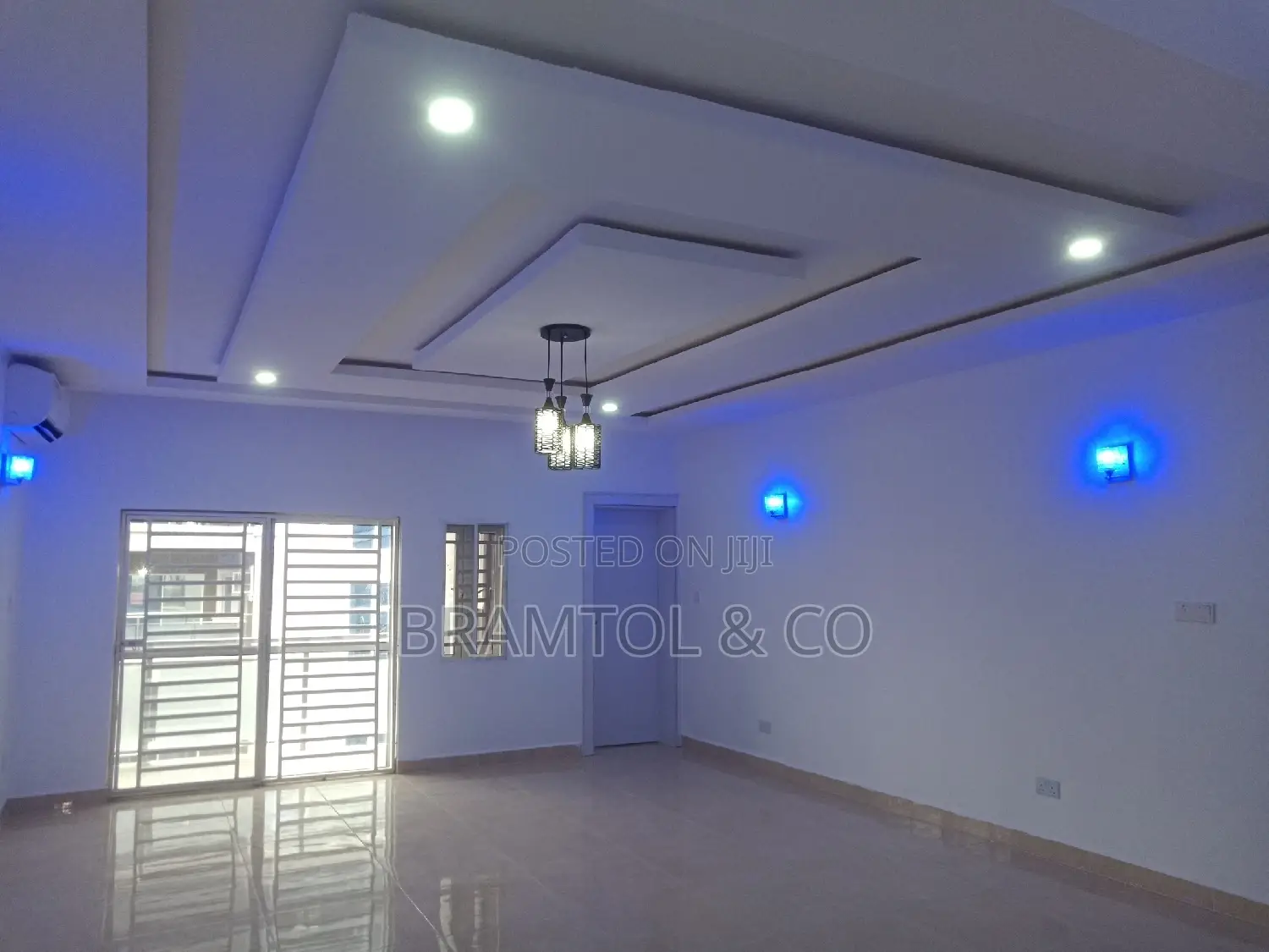 3bdrm Block of Flats in With Bq, Abuja (FCT) for rent in Abuja (FCT)