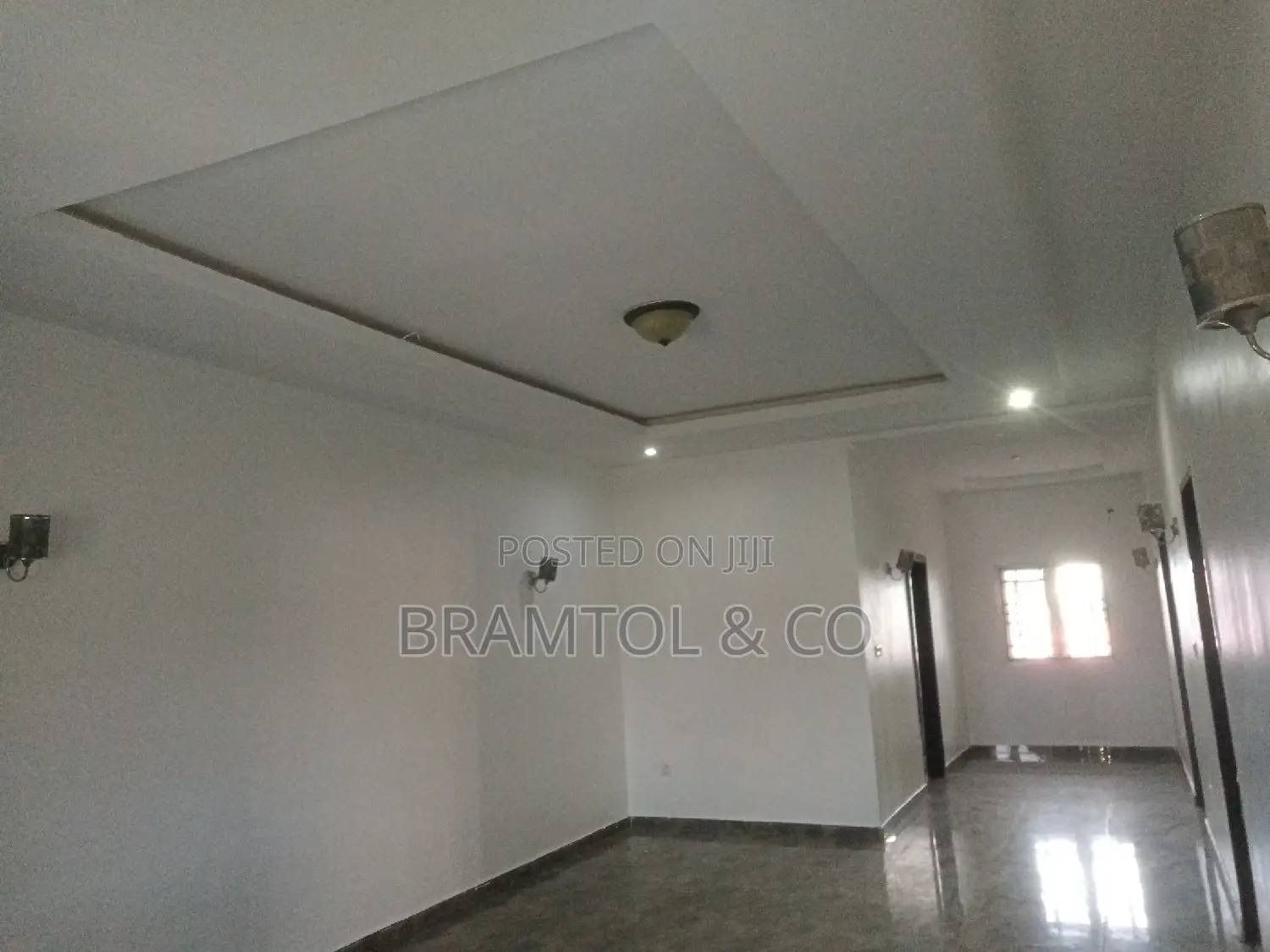 2bdrm Block of Flats in New Site Estate, FHA for rent in FHA