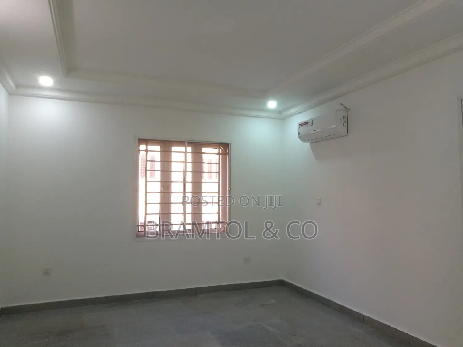 2bdrm Block of Flats in Durumi for rent in Durumi