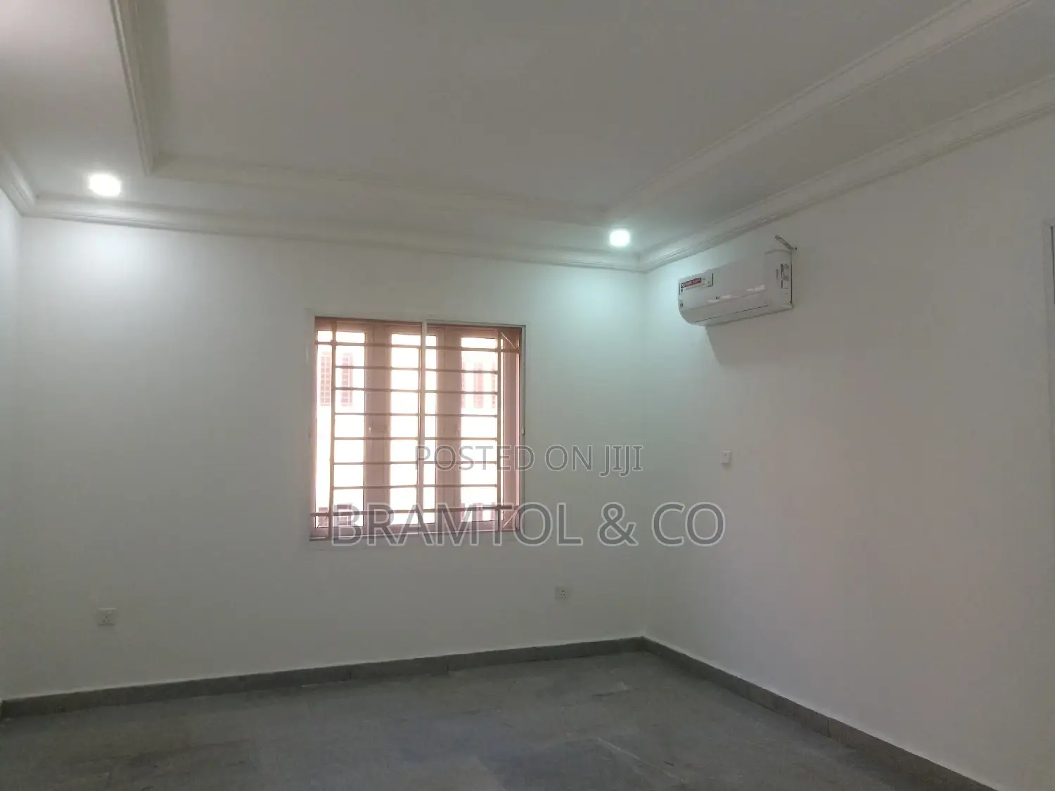 2bdrm Block of Flats in Durumi for rent in Durumi