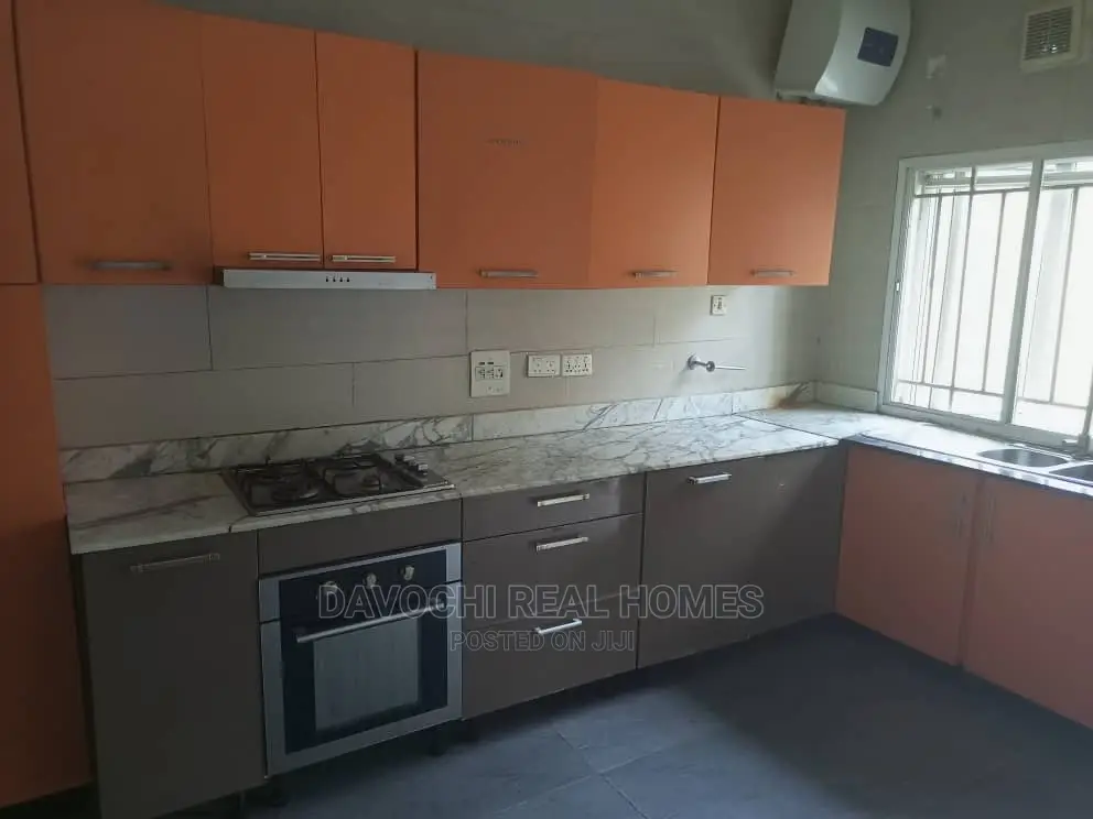Furnished 3bdrm Apartment in Osapa London Estate, Lekki for rent in Lekki