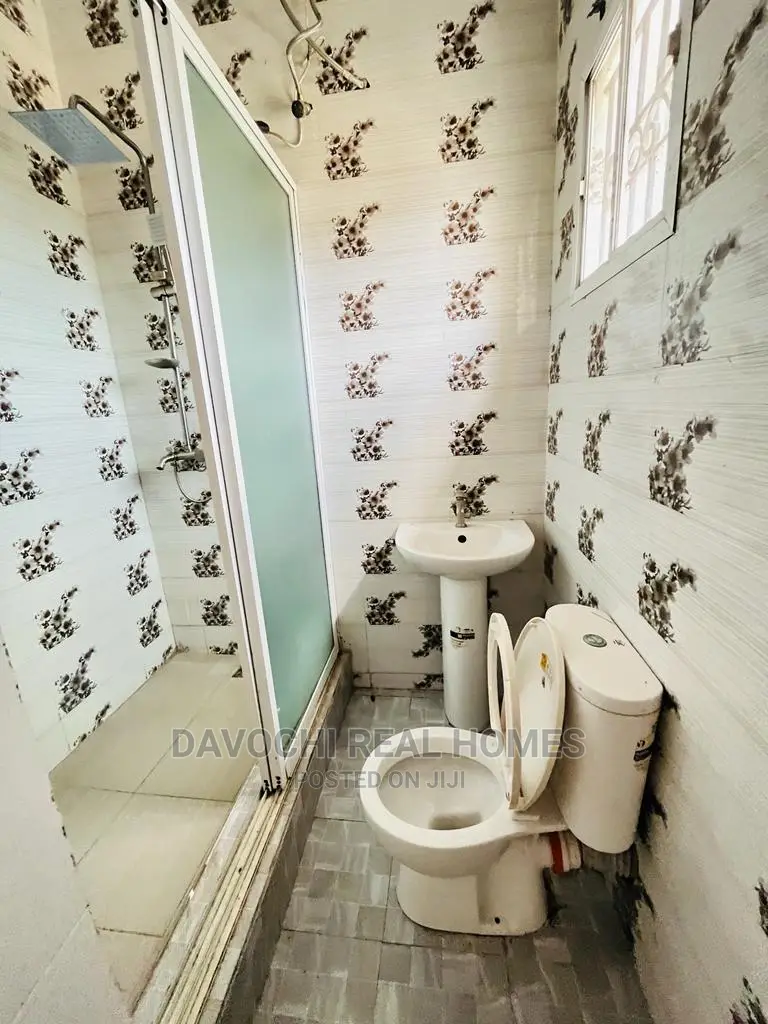 2bdrm Apartment in Agungi Lekki for rent in Lekki