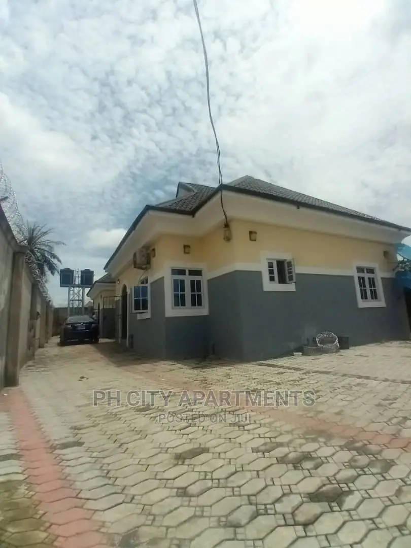 2bdrm Block of Flats in Emerald, Port-Harcourt for rent in Port-Harcourt