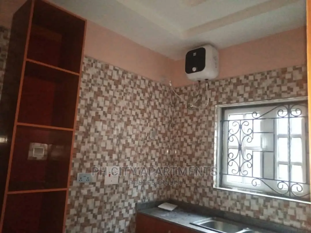 2bdrm Block of Flats in Emerald, Port-Harcourt for rent in Port-Harcourt