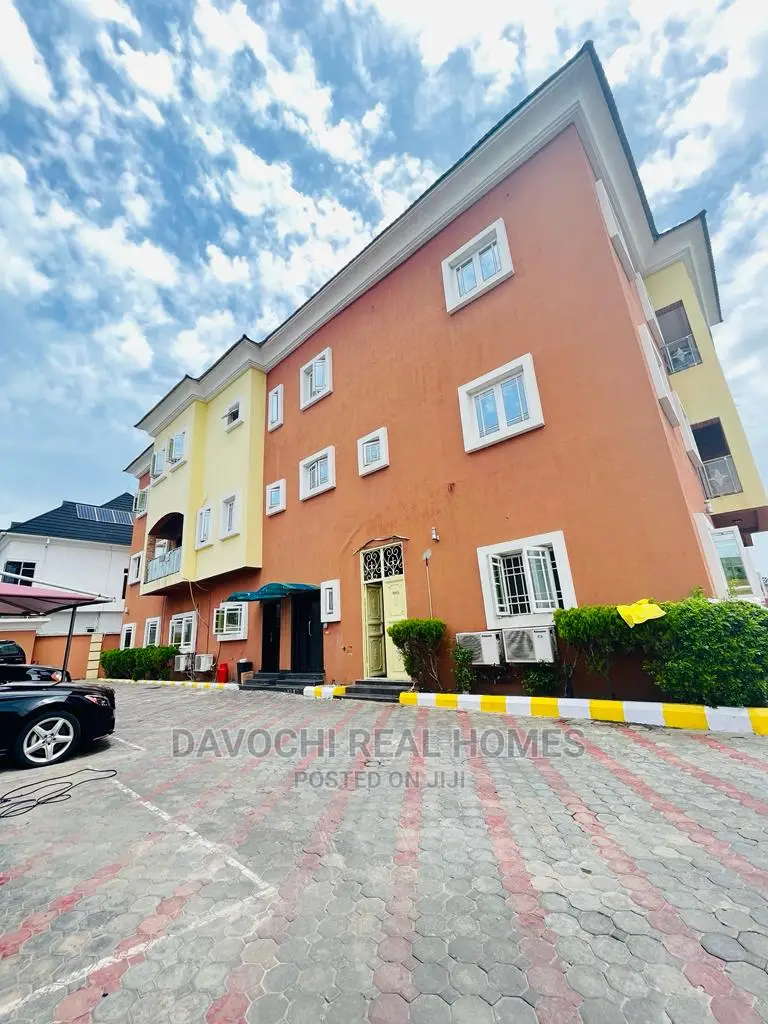 3bdrm Duplex in Lekki Phase One for rent in Lekki