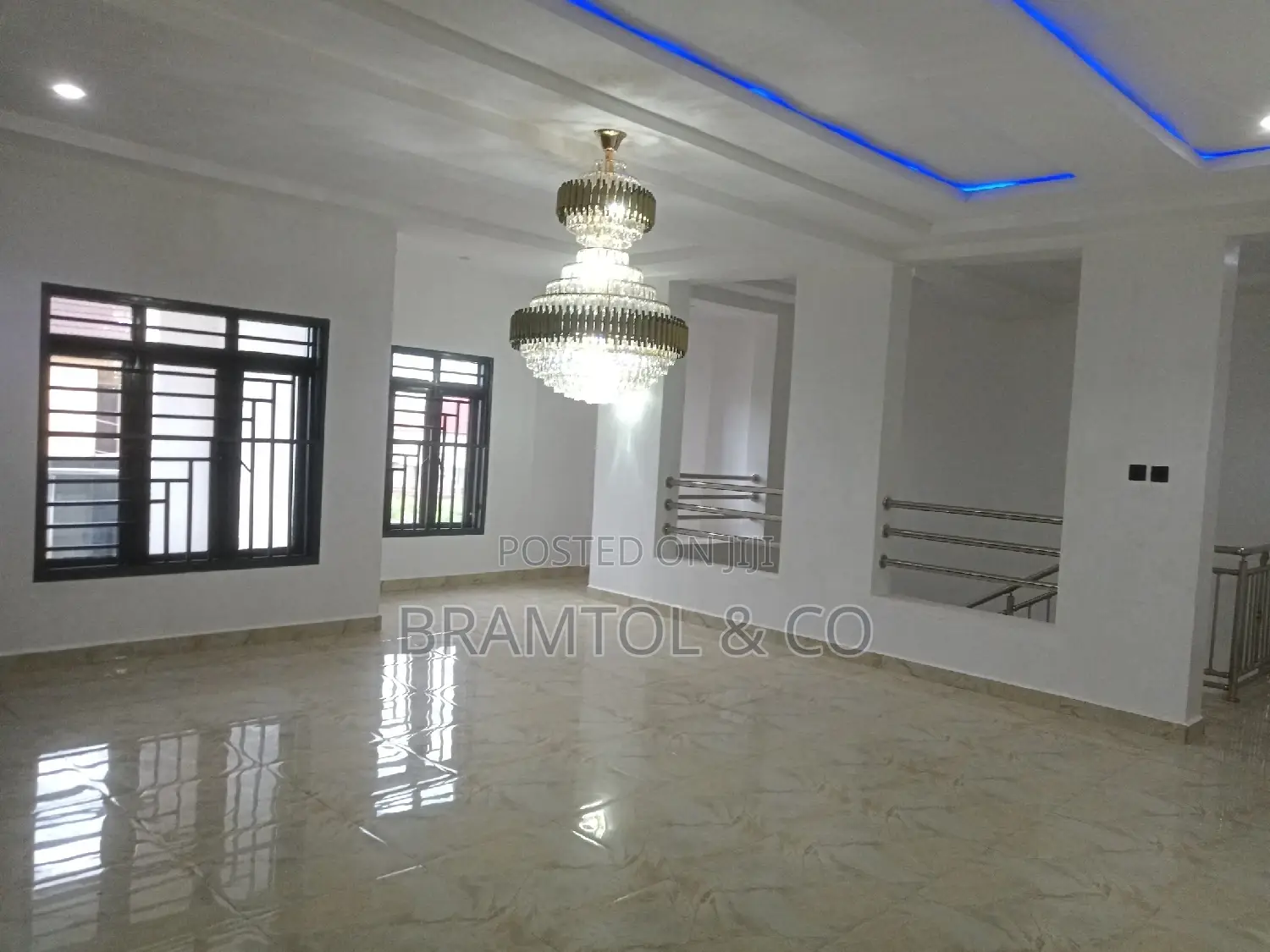 5bdrm Duplex in Riverpark Airport Rd, Lugbe District for rent in Lugbe District