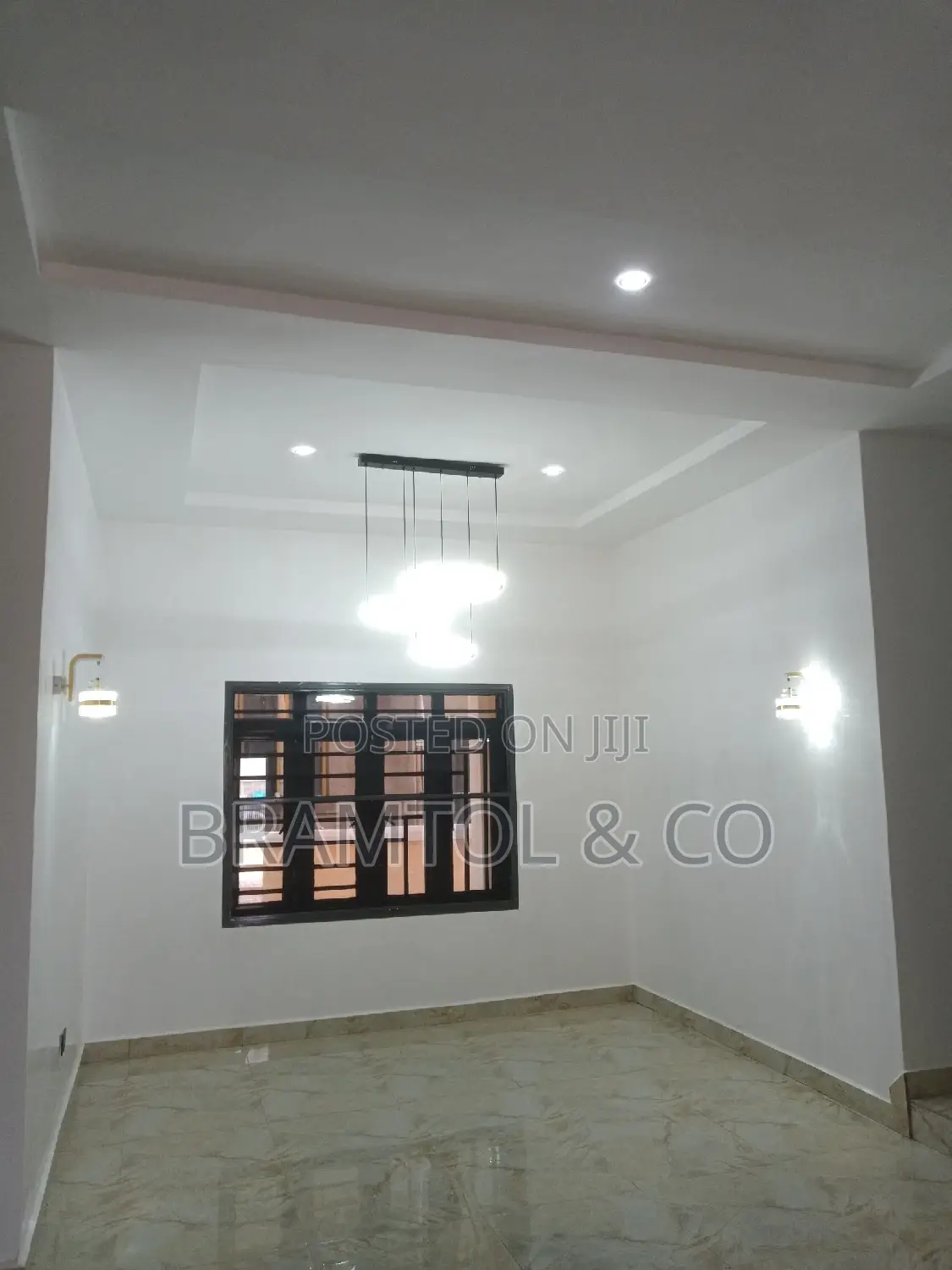5bdrm Duplex in Riverpark Airport Rd, Lugbe District for rent in Lugbe District
